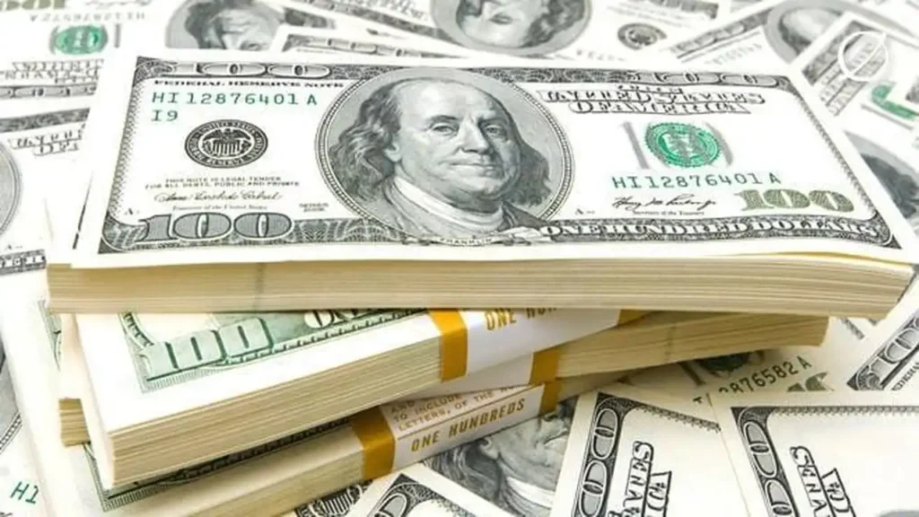 سعر الصرف يتذبذب.. تحديثات الدولار في البنوك المصرية خلال تعاملات الإثنين 19 يناير